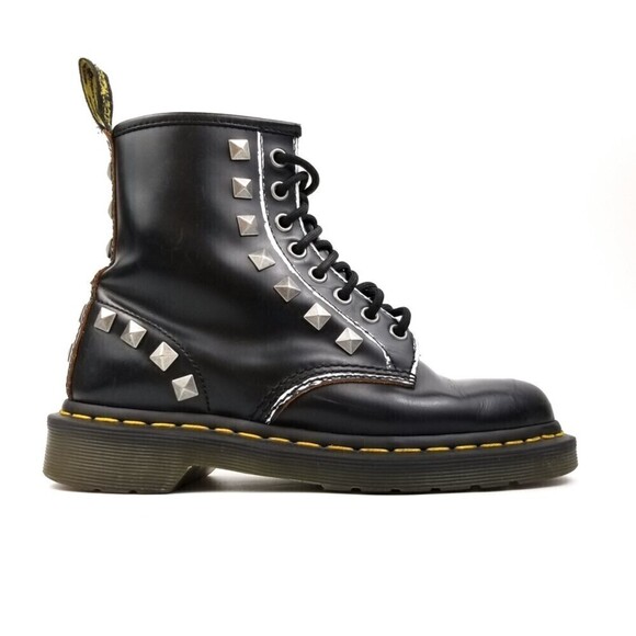 RARE Dr. Martens Studded Black Rolled Vintage Smooth High Top Boots Women's 6 - Picture 1 of 10